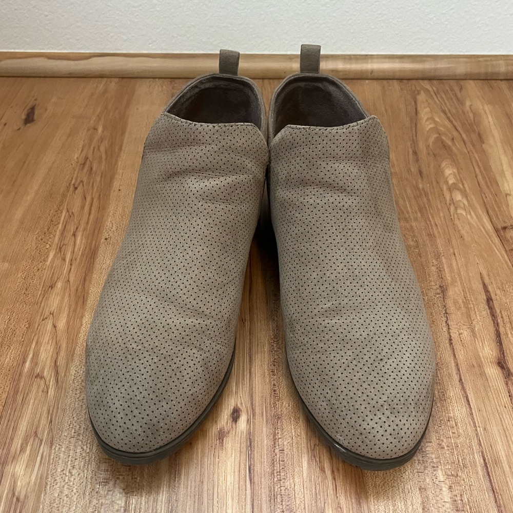 Women’s Taupe Suede Ankle Booties 9.5 10